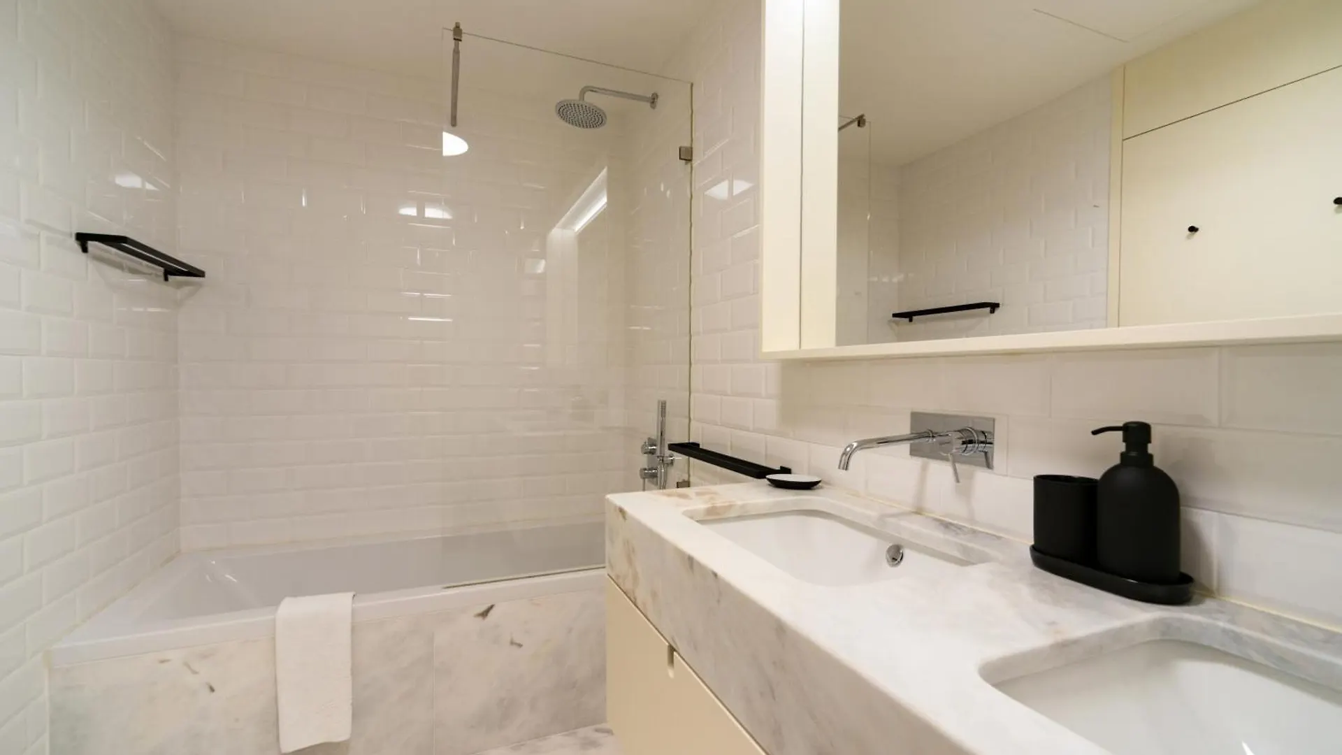 Arco Augusta By The Good Neighbour In Lisbon Apartment 0*,