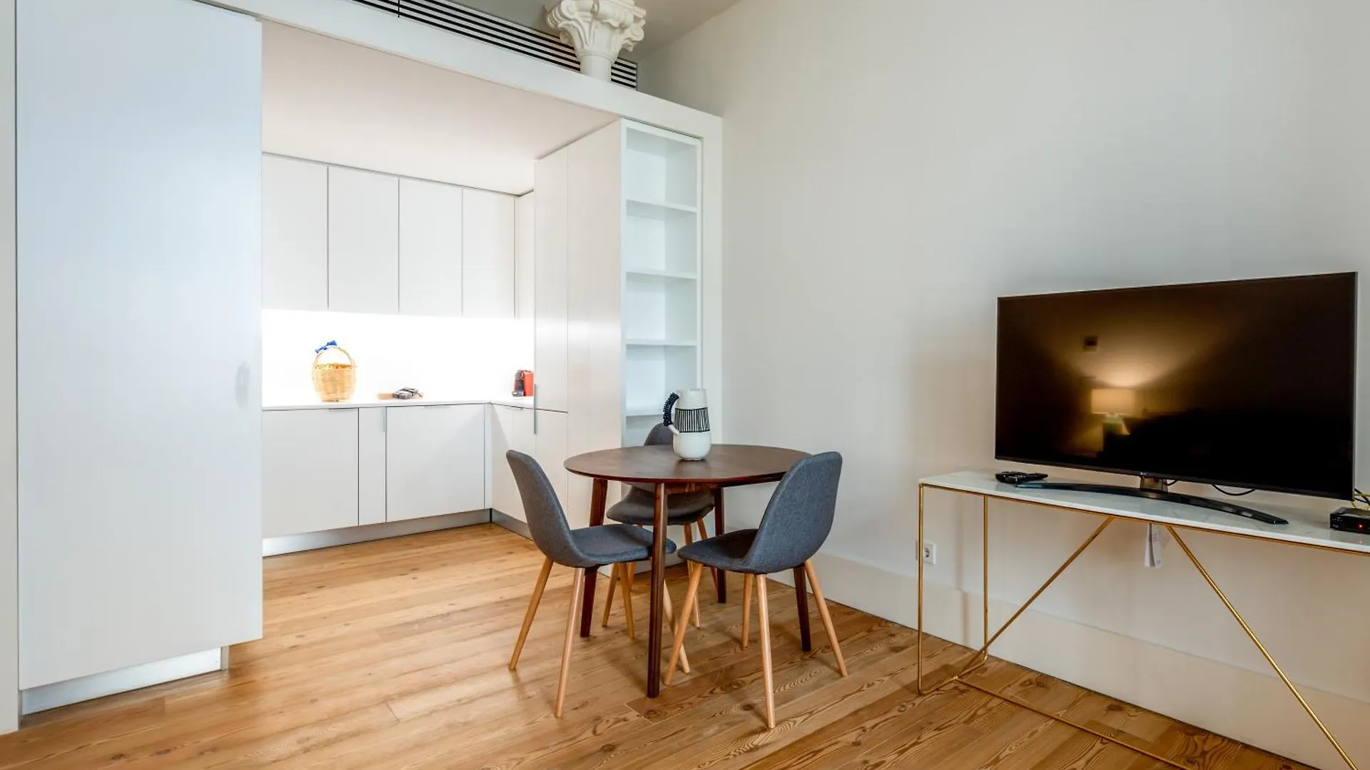 Arco Augusta By The Good Neighbour In Lisbon location